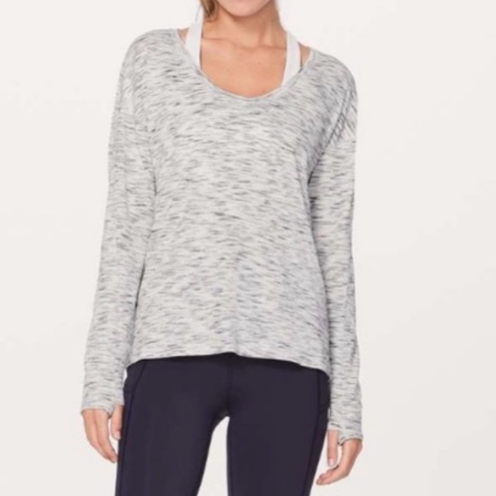 Lululemon Meant To Move Top in the Black and White Tiger Space Dye size 8